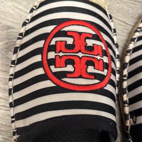 Tory Burch Espadrilles with Red Logo - Picture 2 of 9